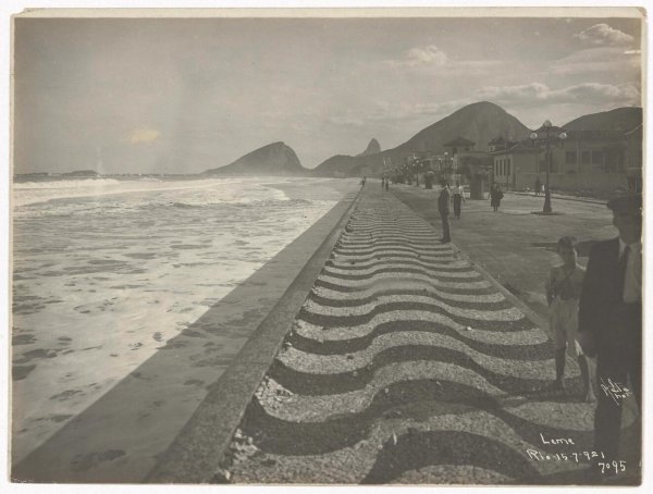 a-historia-do-calcadao-de-copacabana_1.jpg